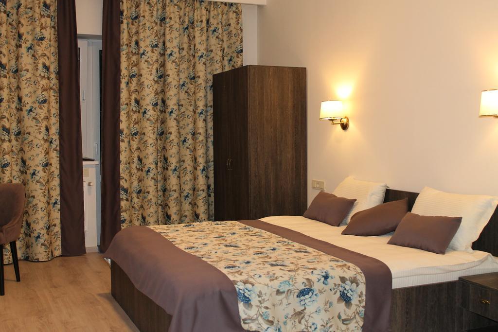 Non-Stop Economy Hotel Boryspilʼ Exterior foto