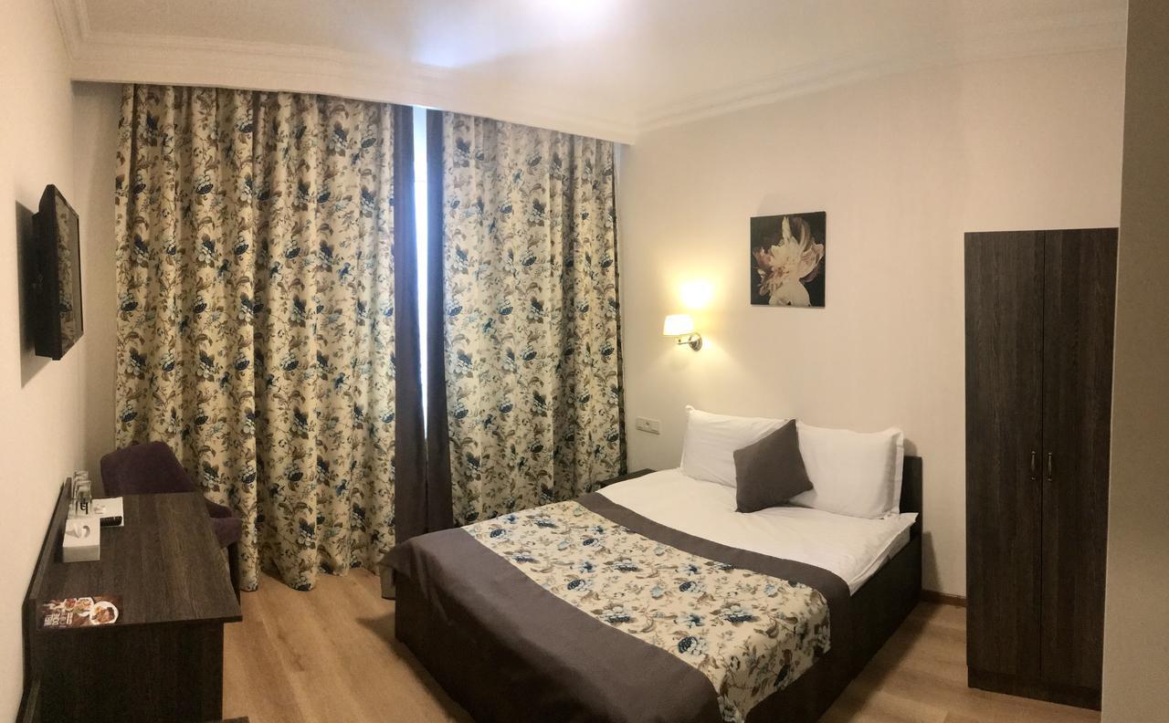Non-Stop Economy Hotel Boryspilʼ Exterior foto