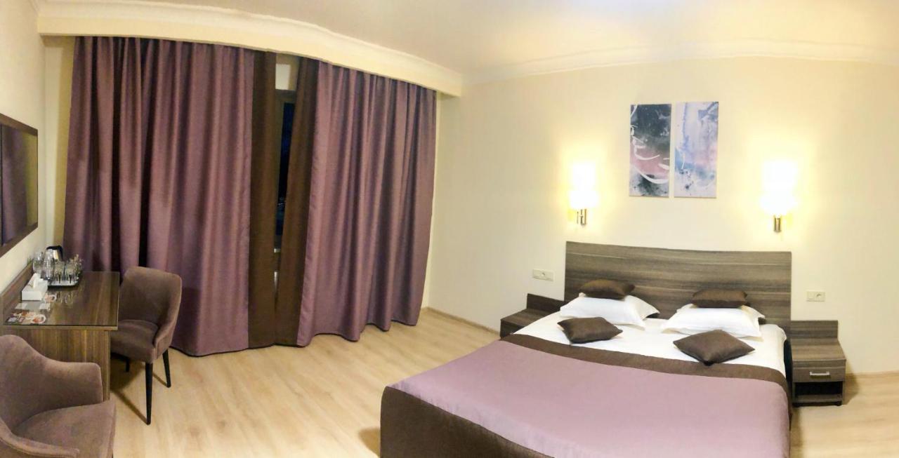 Non-Stop Economy Hotel Boryspilʼ Exterior foto