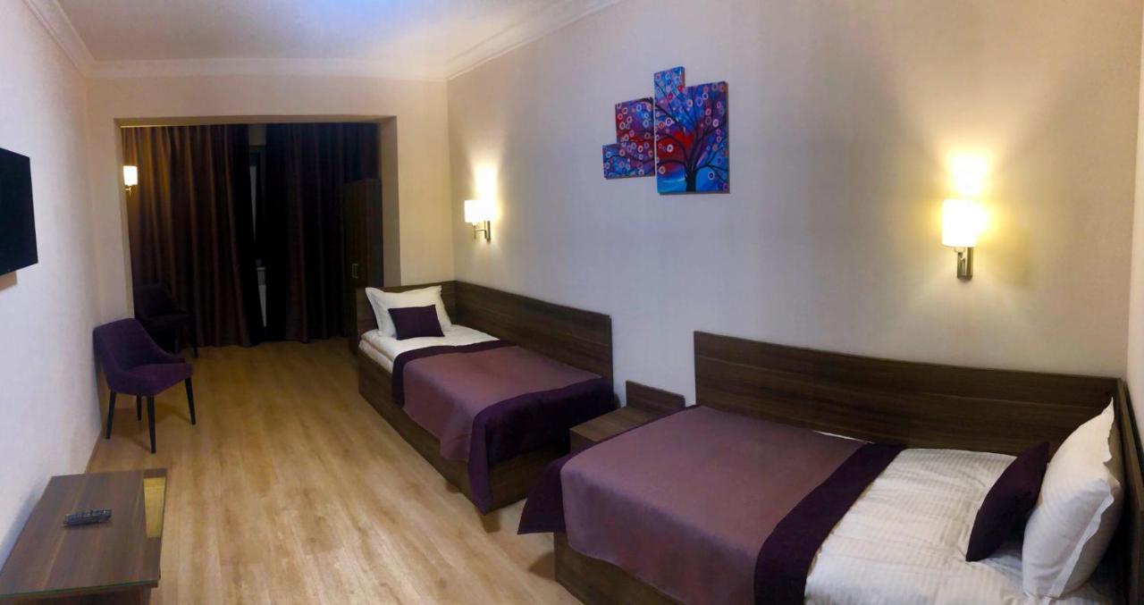 Non-Stop Economy Hotel Boryspilʼ Exterior foto
